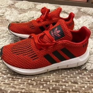 Adidas Swift Run